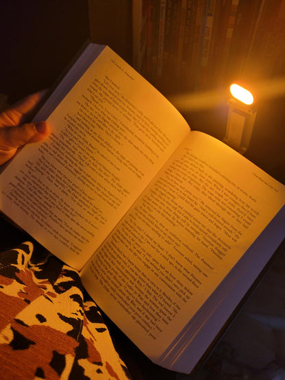 Boklampan - 3 olika ljuslägen - 1 års garanti.